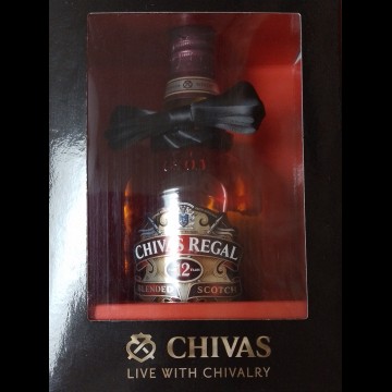 Chivas 12 Years Old Met Bow Tie